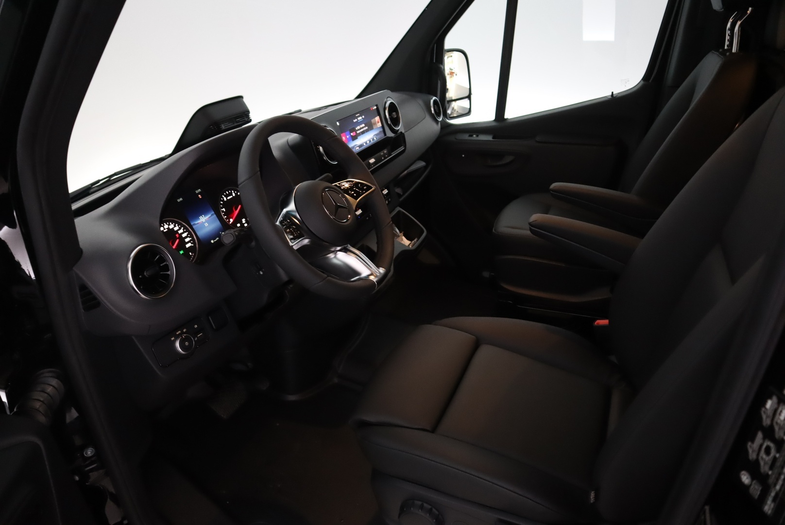 MERCEDES-BENZ SPRINTER 2026