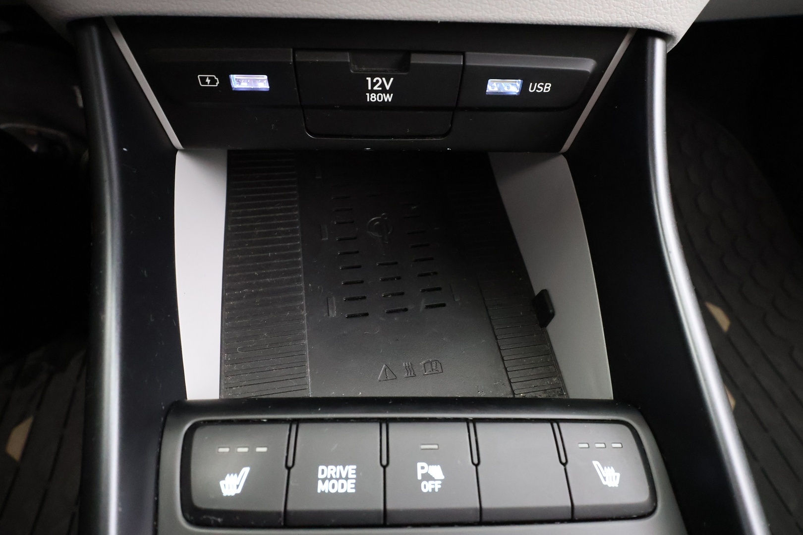 HYUNDAI i20 Hatchback 2021