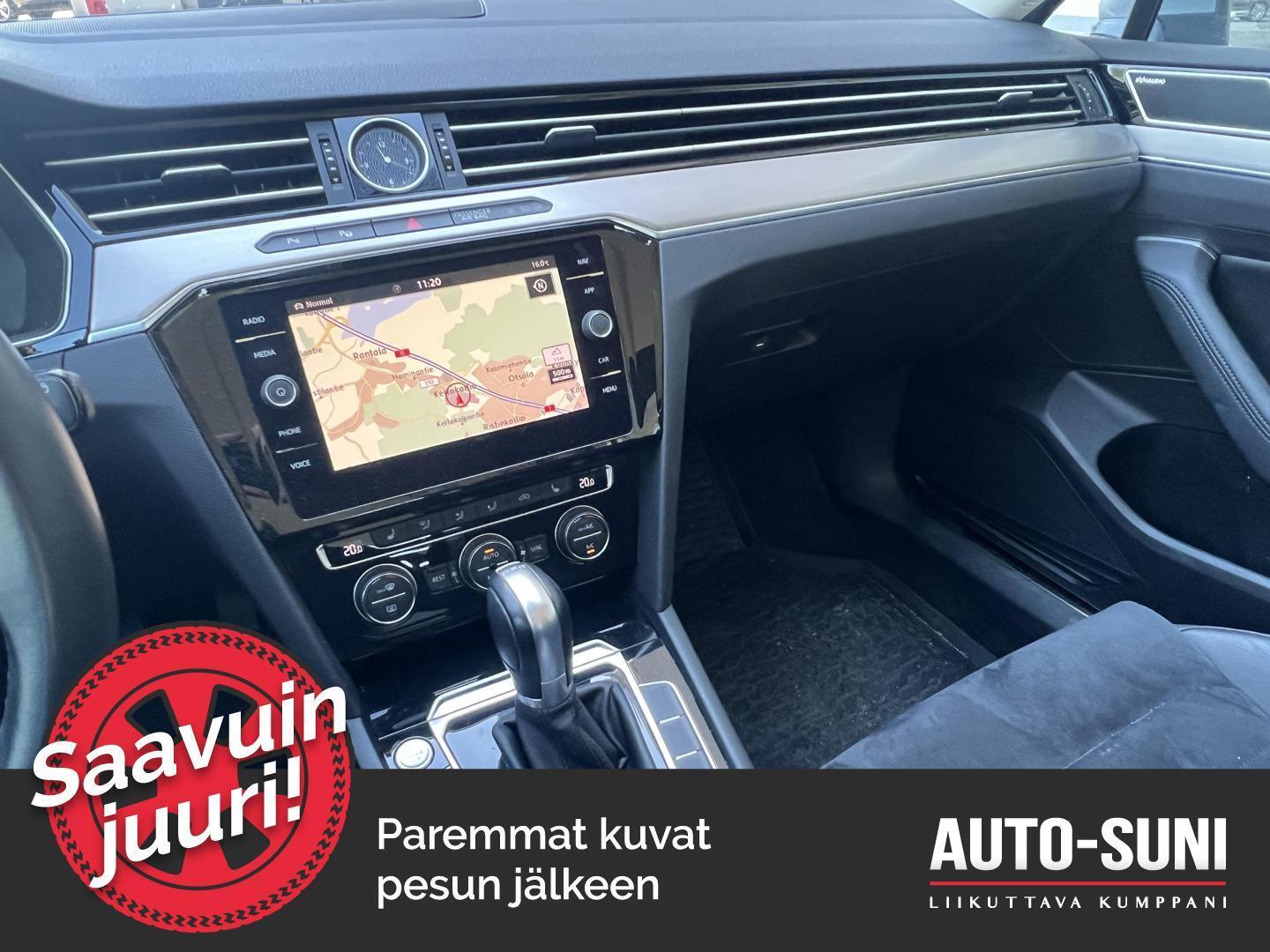 VOLKSWAGEN Passat 2017