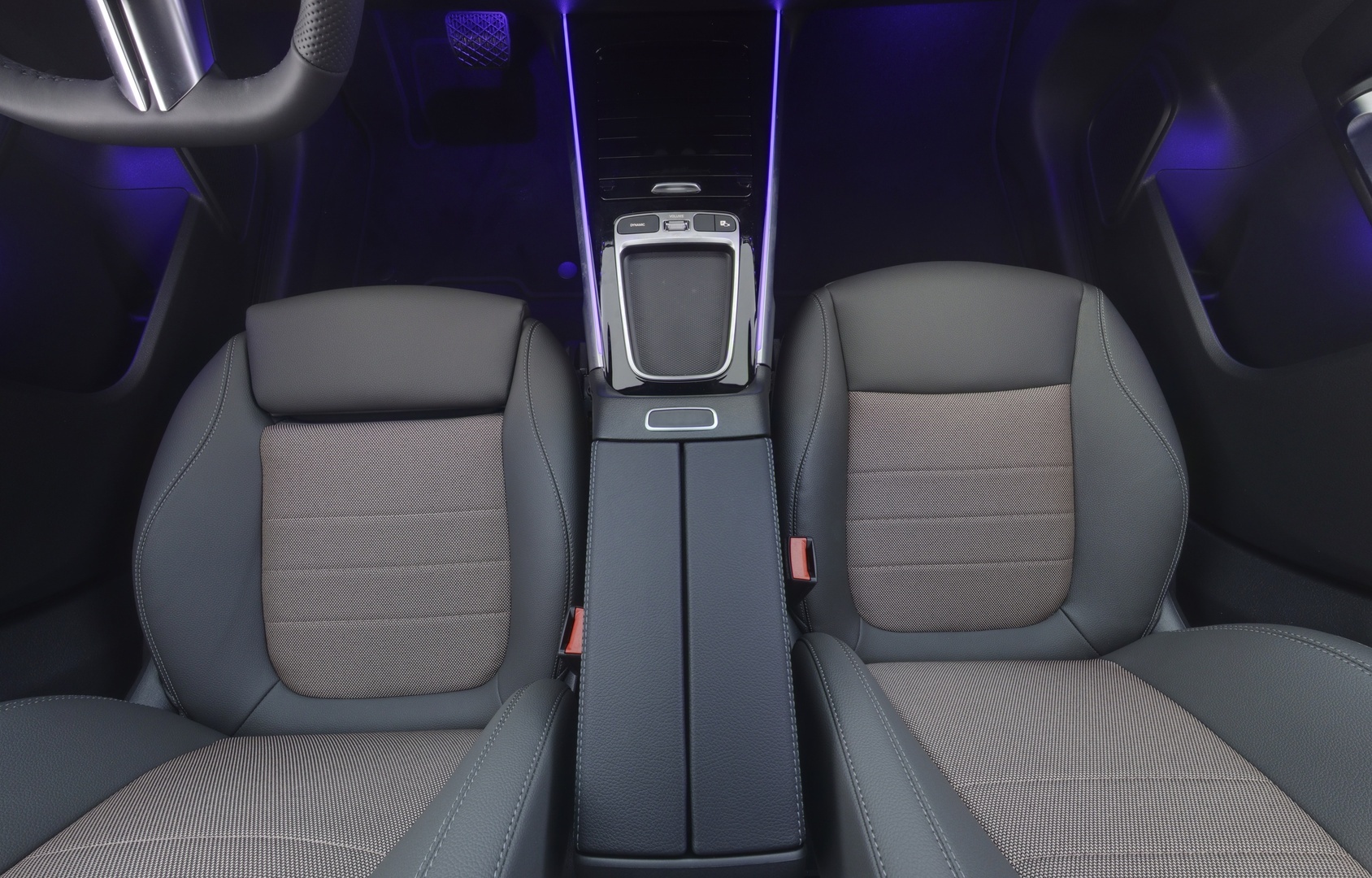 MERCEDES-BENZ EQB 2026