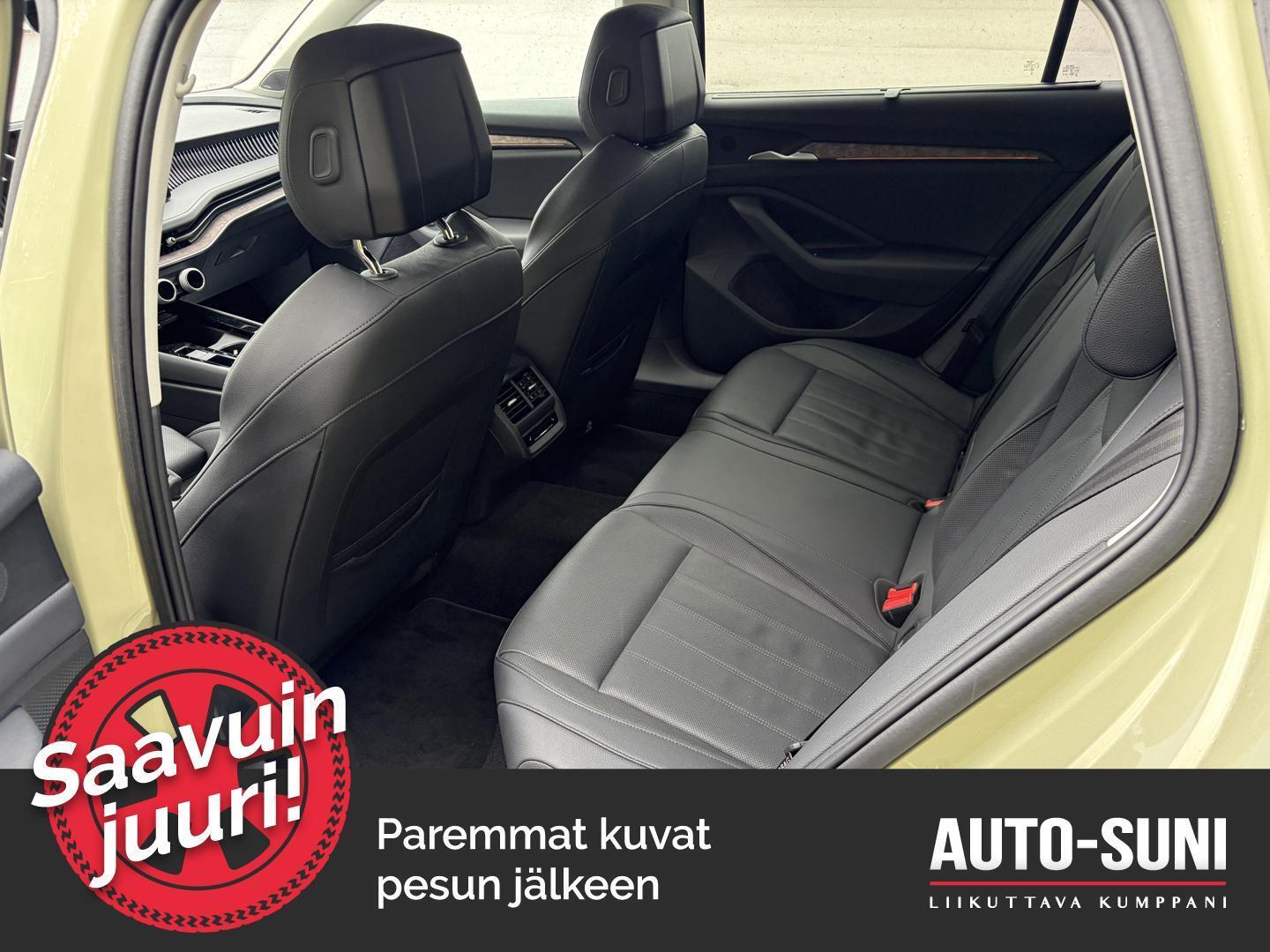 SKODA Superb 2025