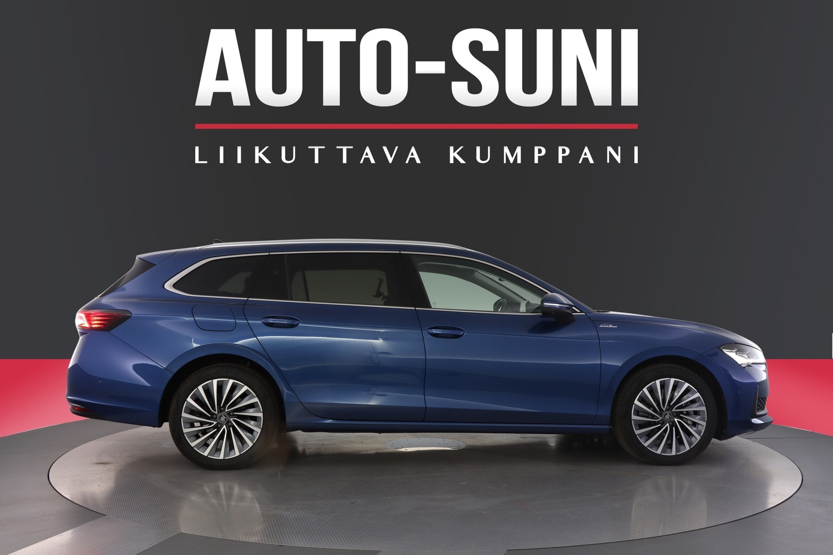SKODA Superb 2025