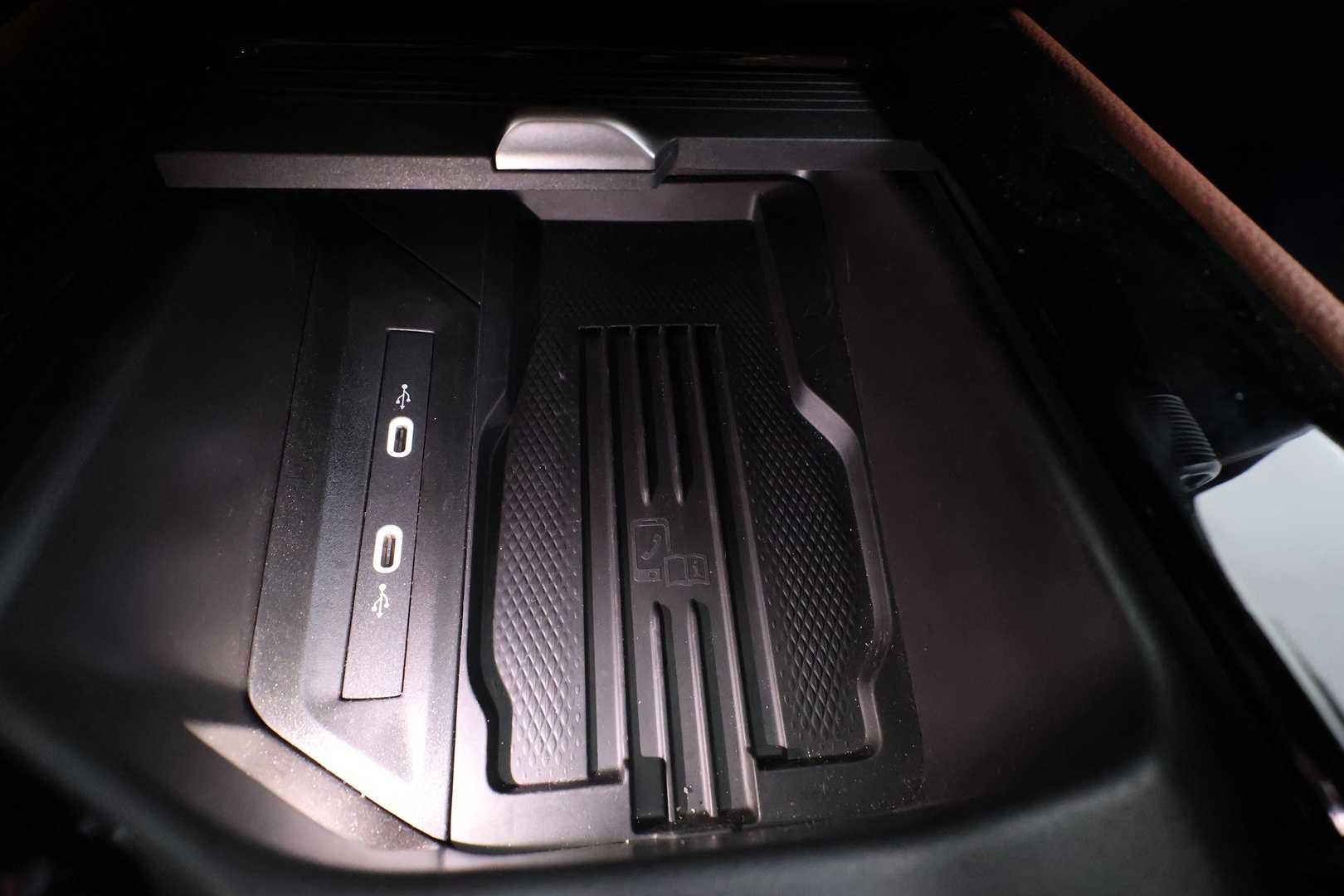 SKODA Superb 2025