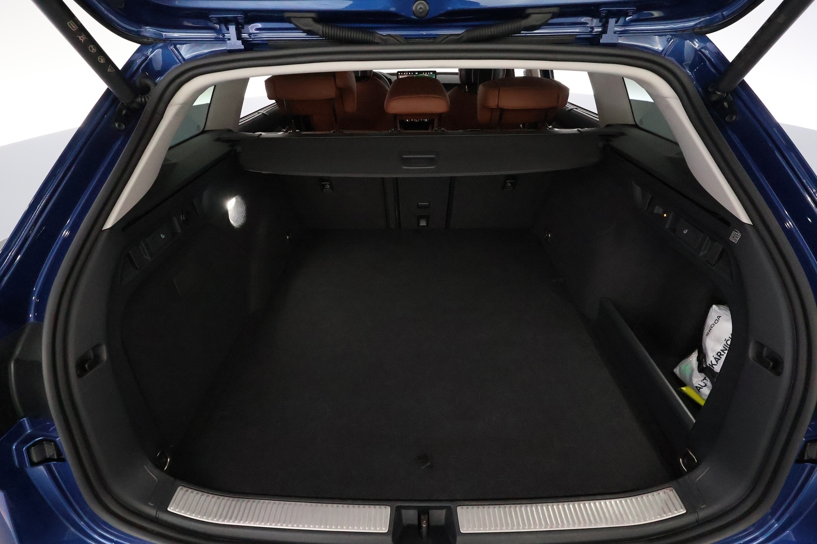 SKODA Superb 2025