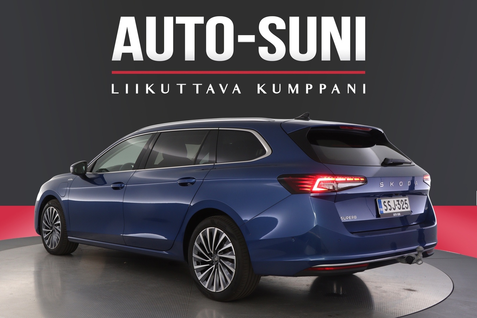 SKODA Superb 2025