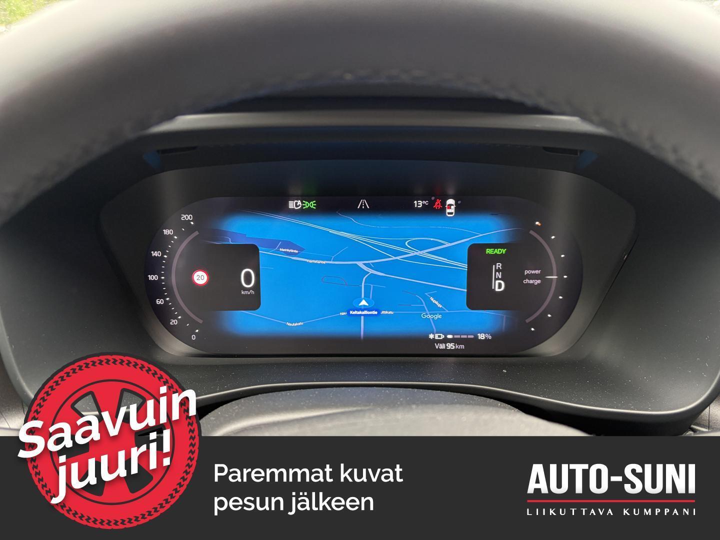 VOLVO C40 2024