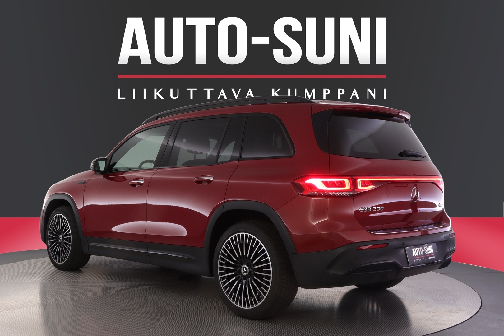 MERCEDES-BENZ EQB 2023