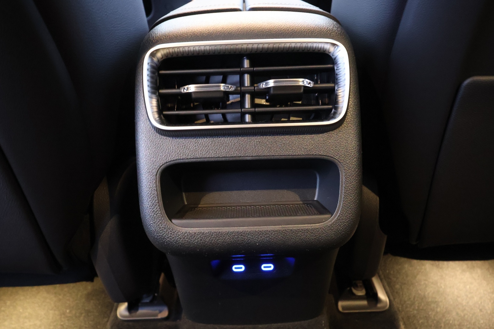 MERCEDES-BENZ GLC 2026