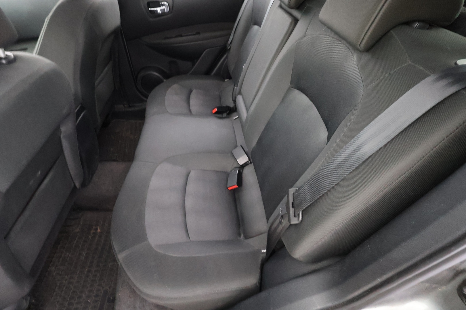 NISSAN Qashqai 2011