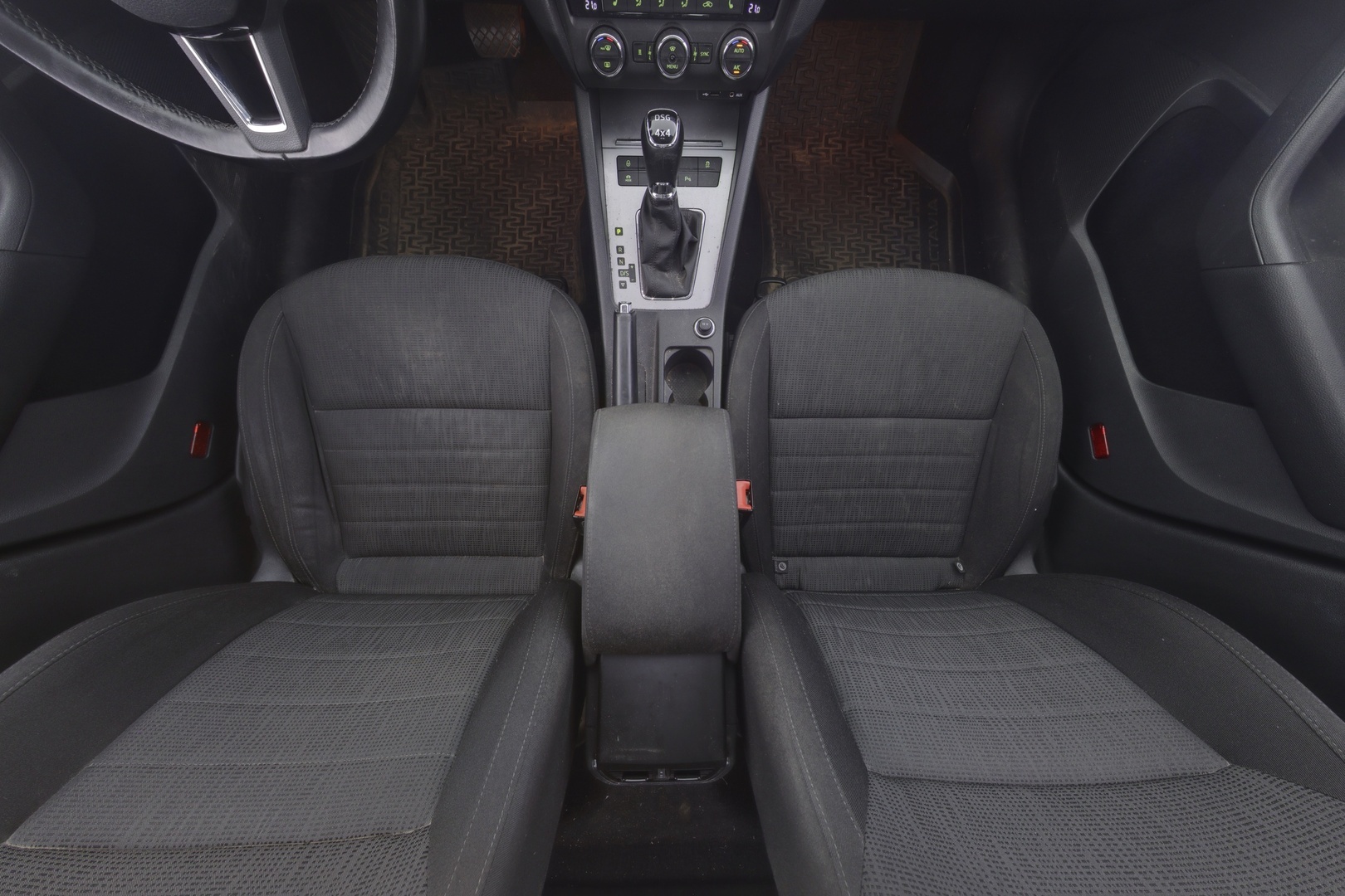 SKODA Octavia 2015