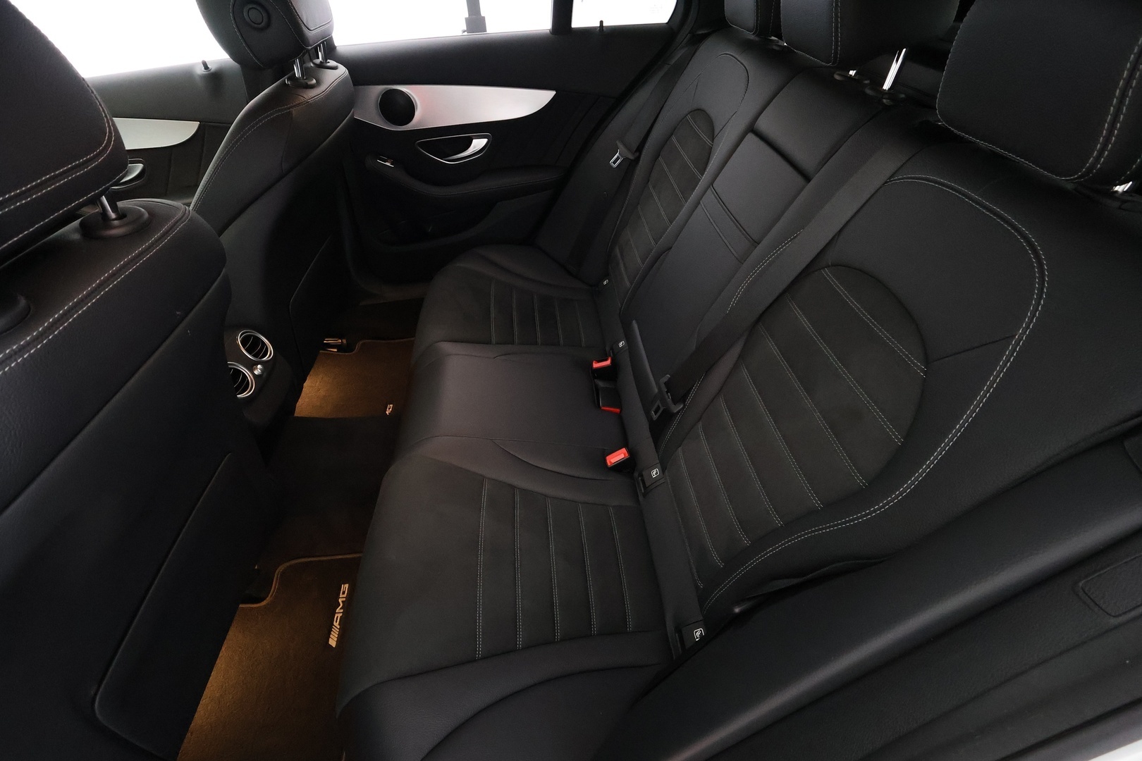 MERCEDES-BENZ C 2020