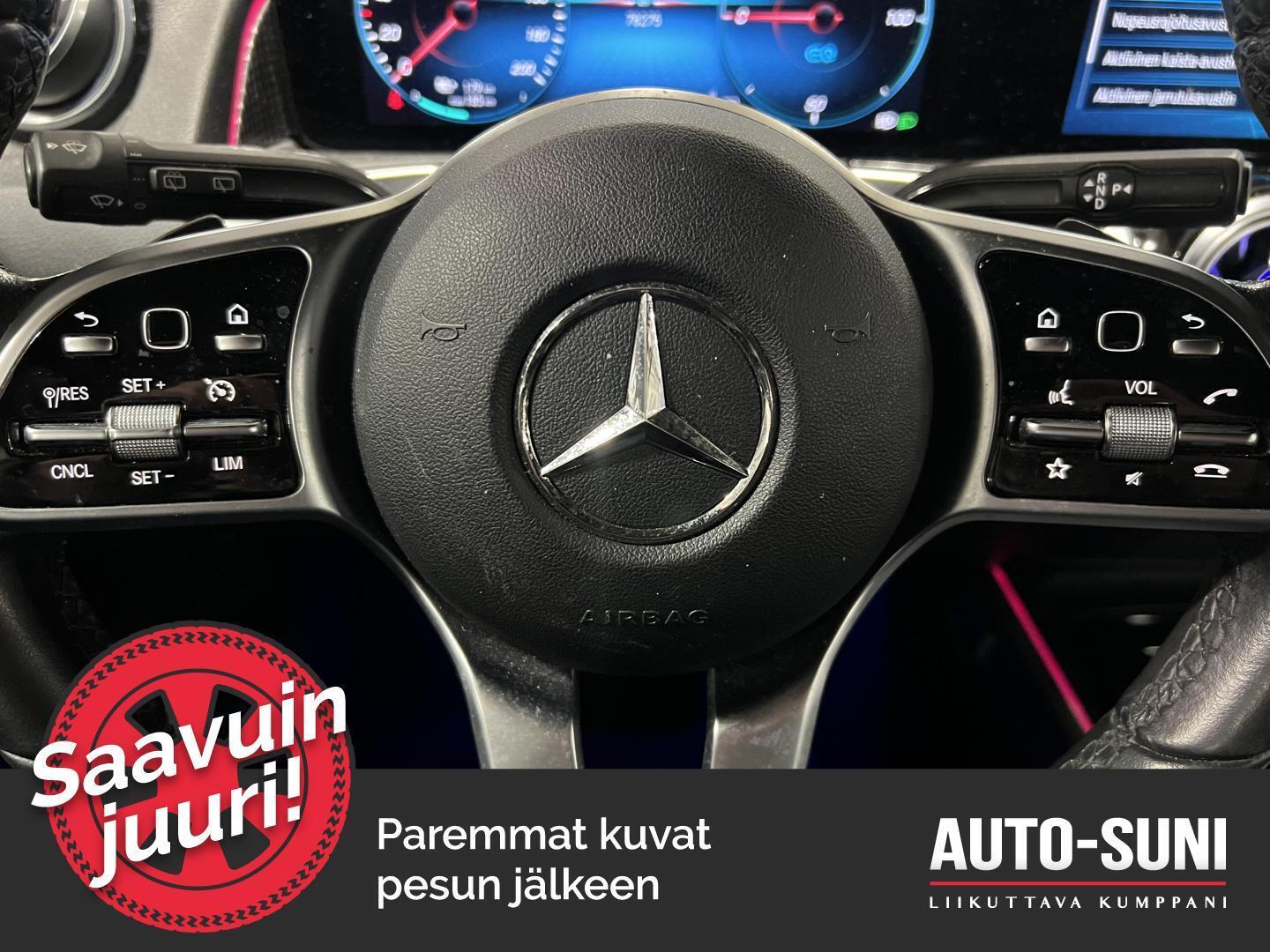 MERCEDES-BENZ EQB 2022