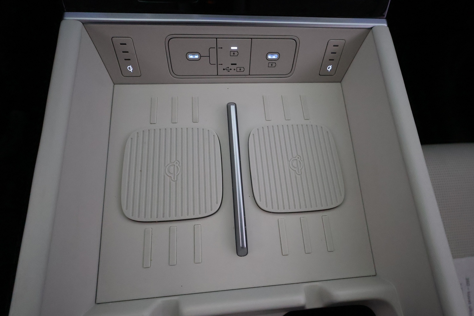 HYUNDAI Santa Fe 2025