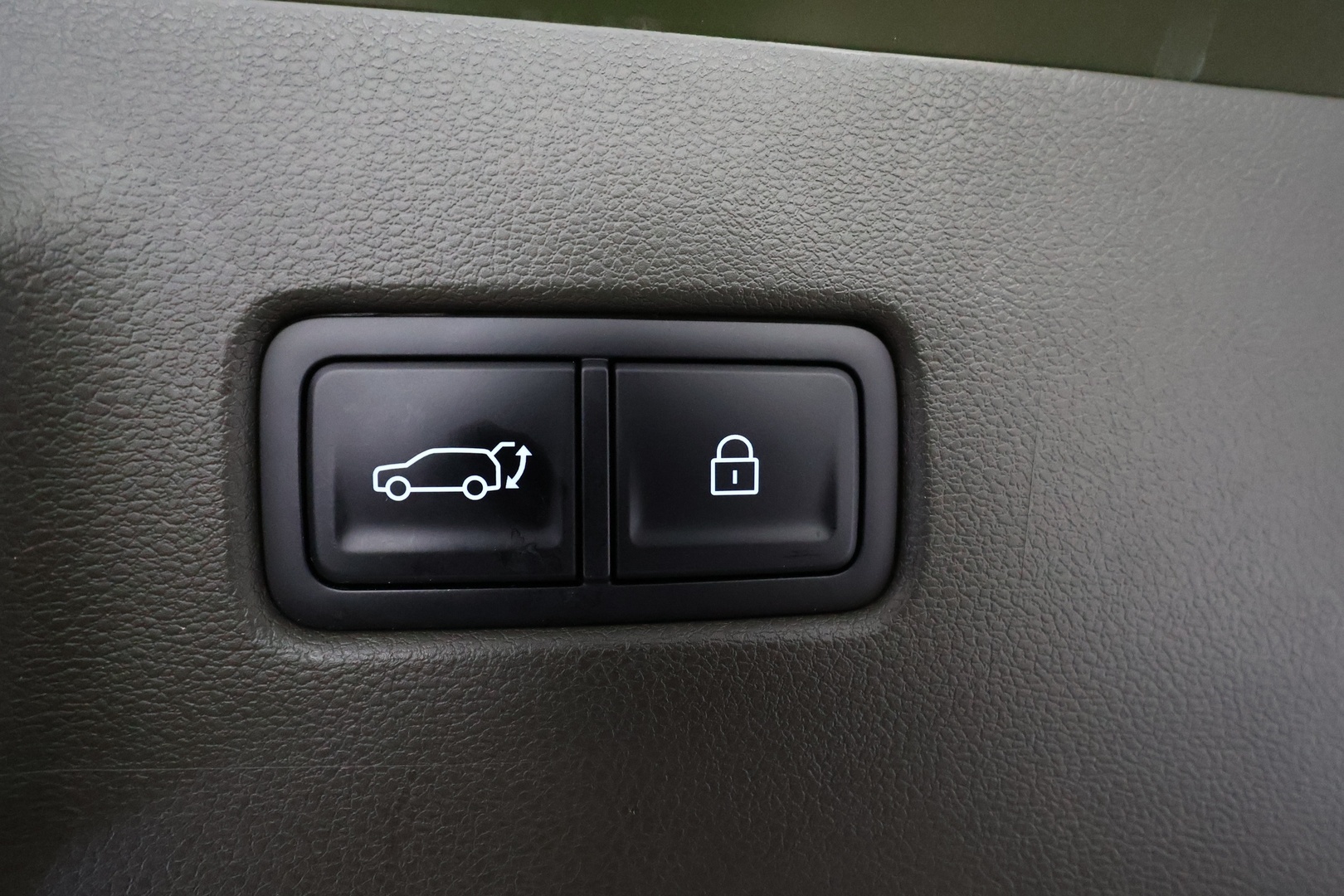 HYUNDAI Santa Fe 2025