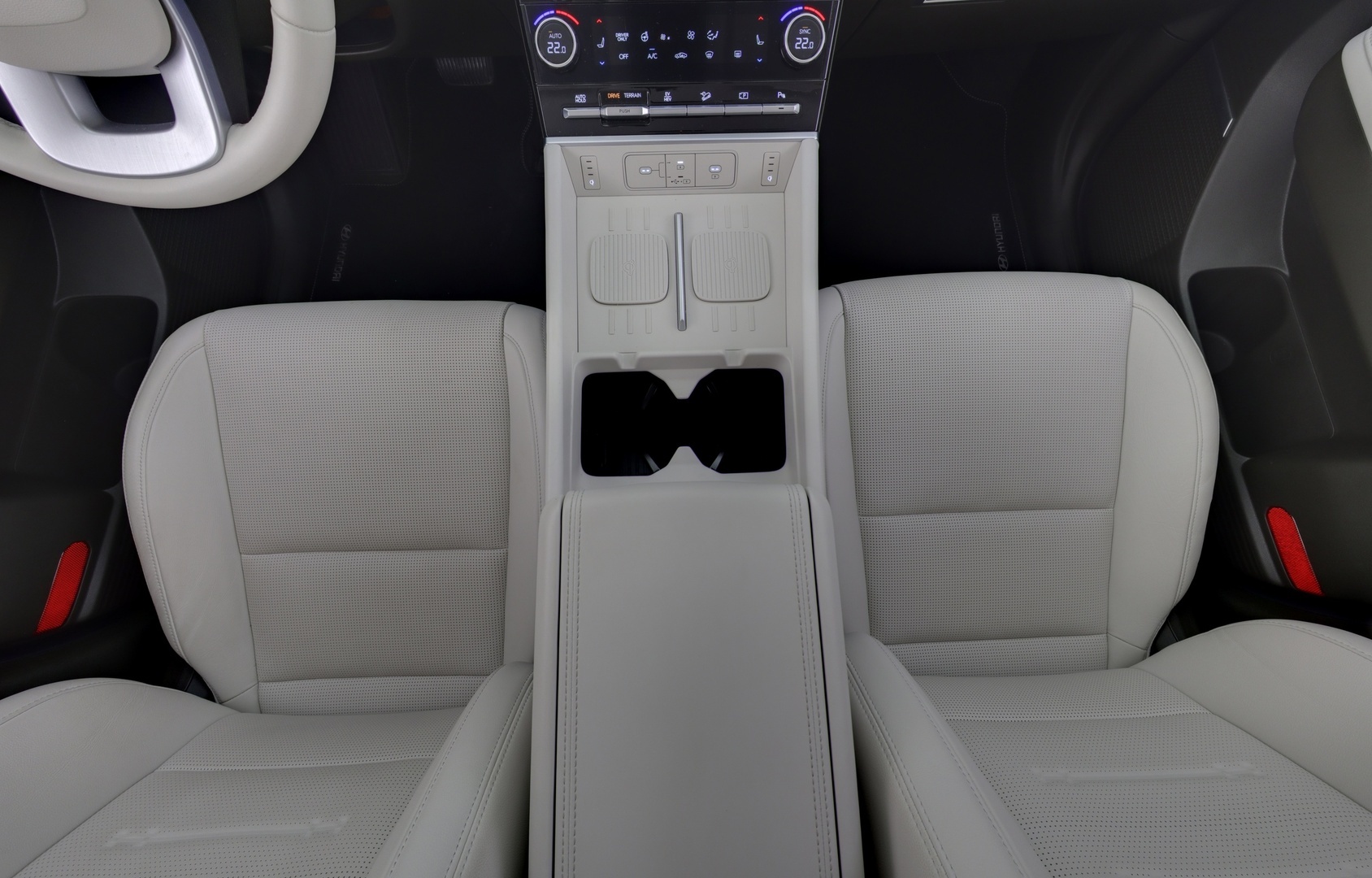 HYUNDAI Santa Fe 2025