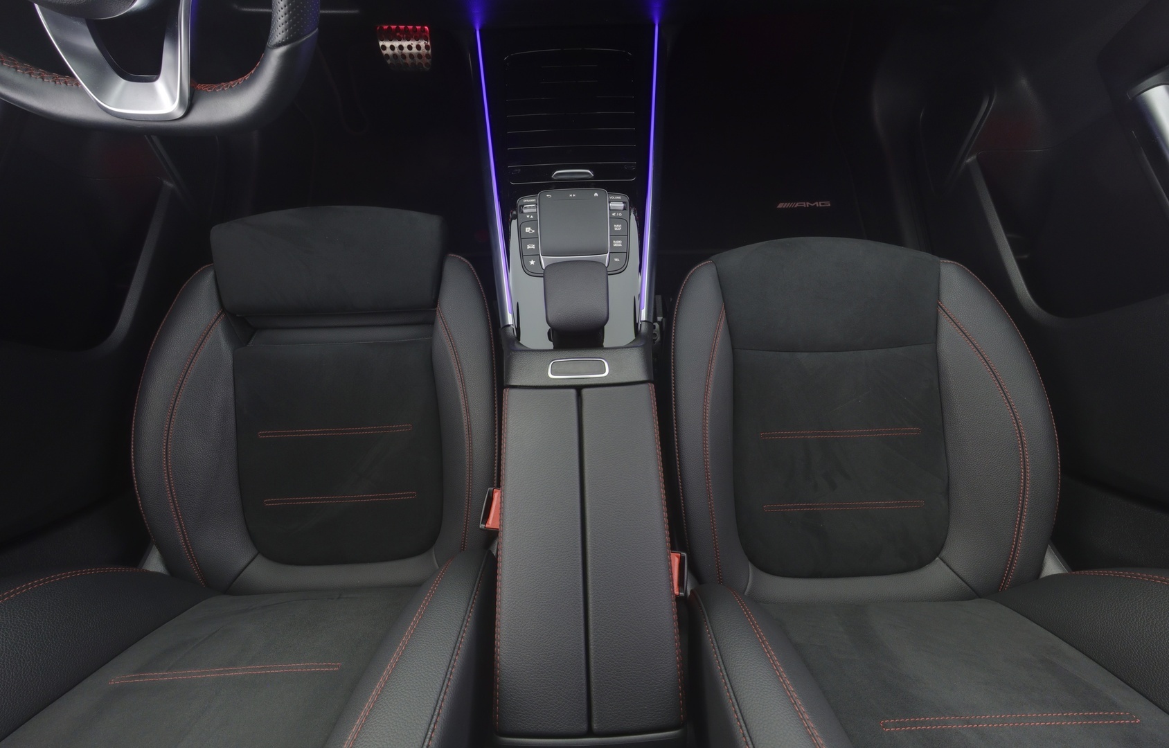 MERCEDES-BENZ EQA 2024