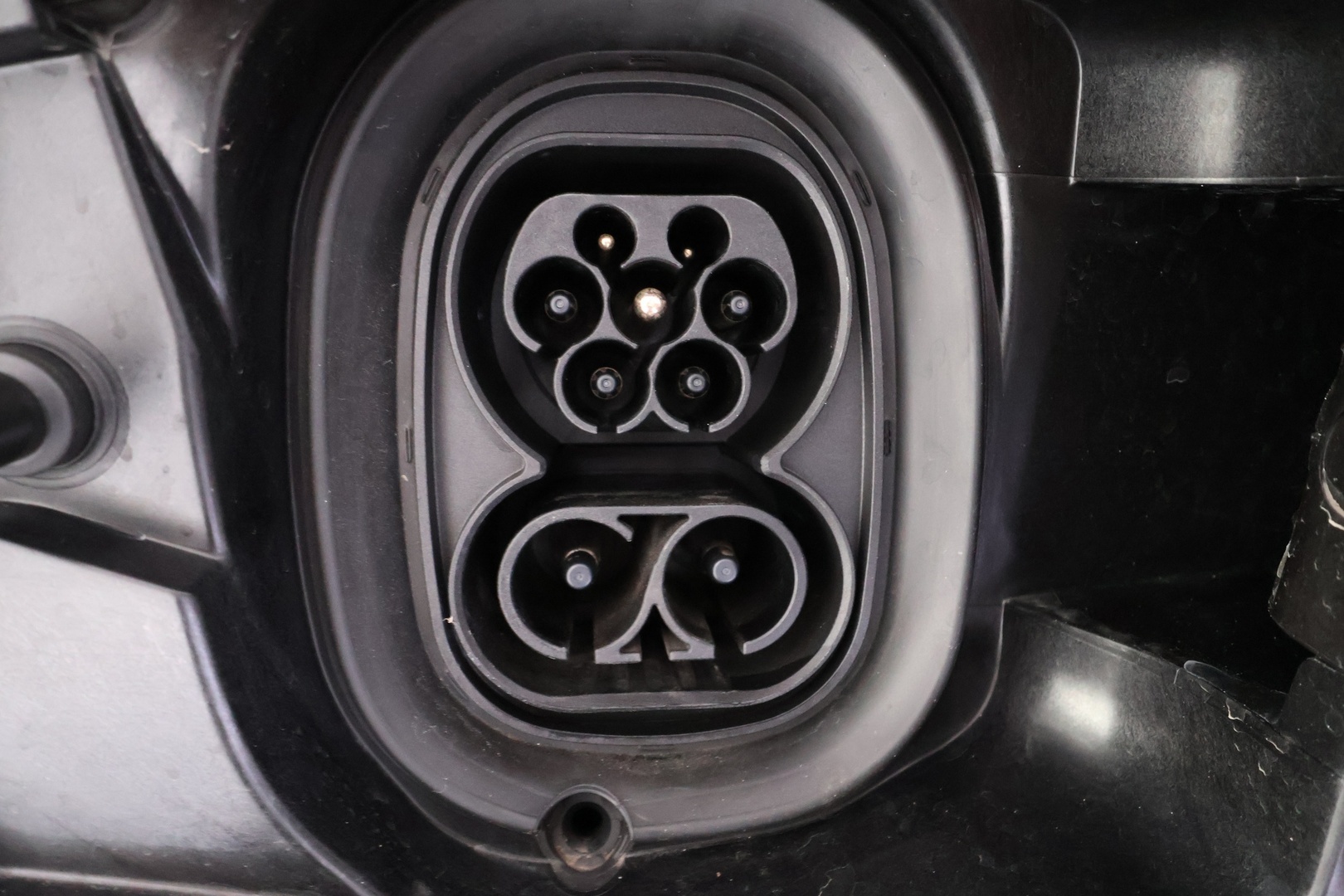 SKODA Enyaq 2025