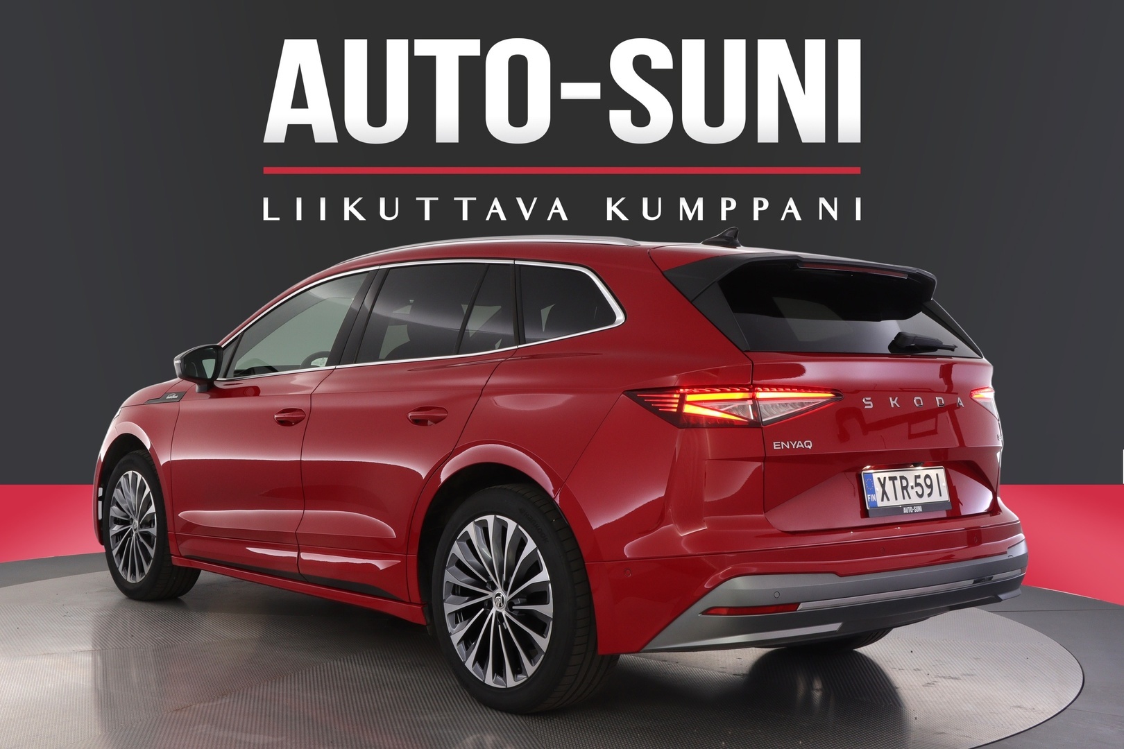 SKODA Enyaq 2025