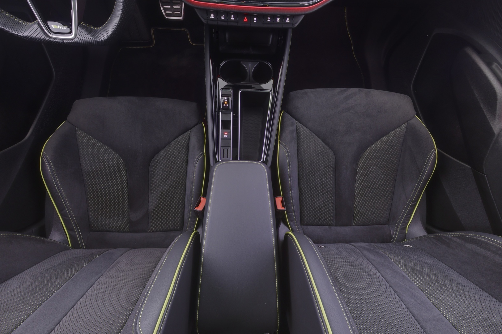 SKODA Enyaq 2025