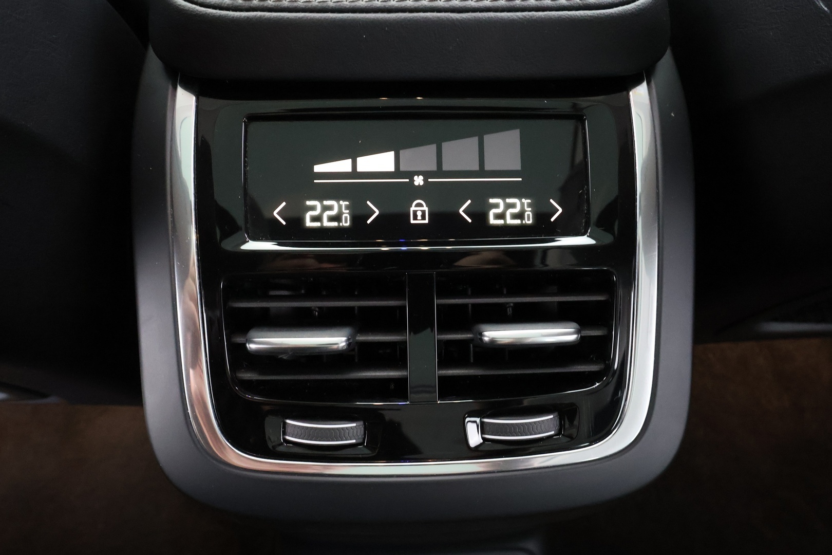VOLVO XC90 2022