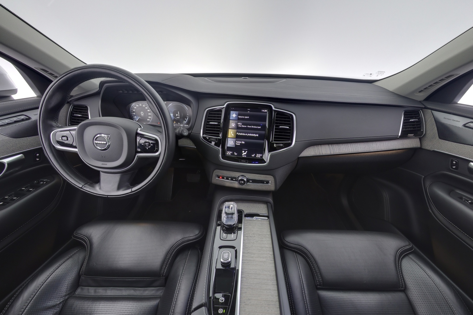 VOLVO XC90 2022