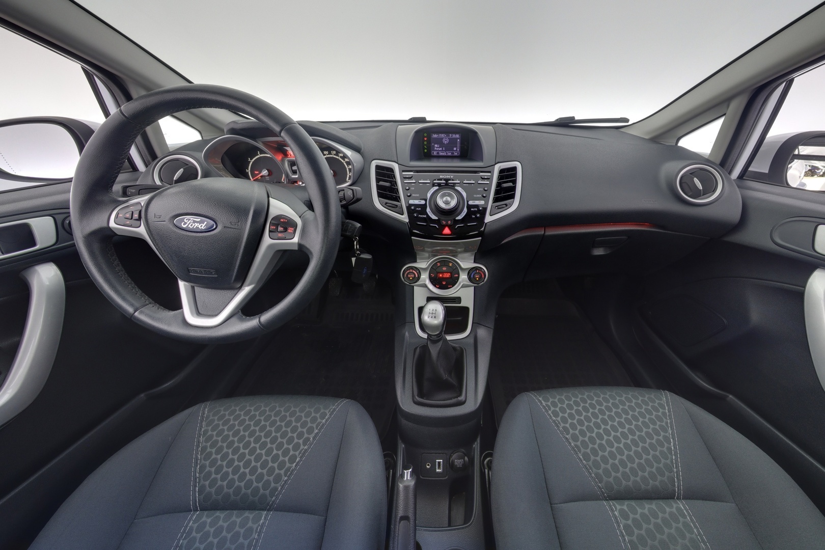 FORD Fiesta 2012