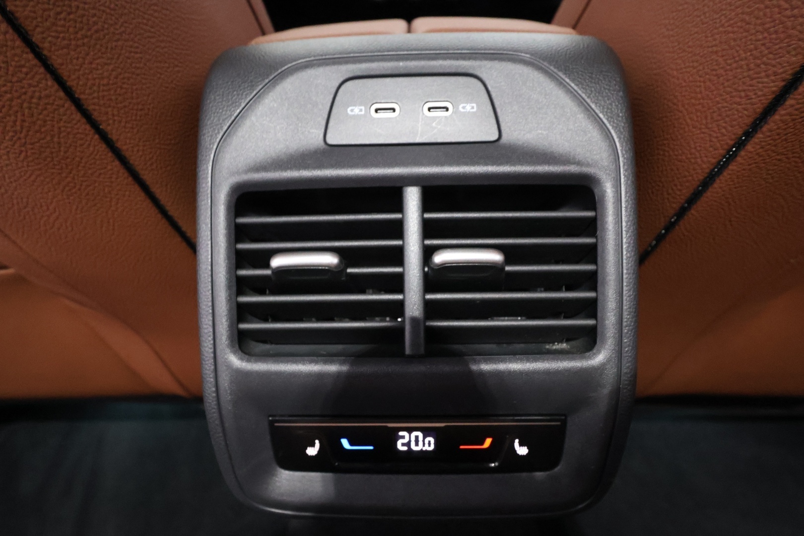 SKODA Superb 2025