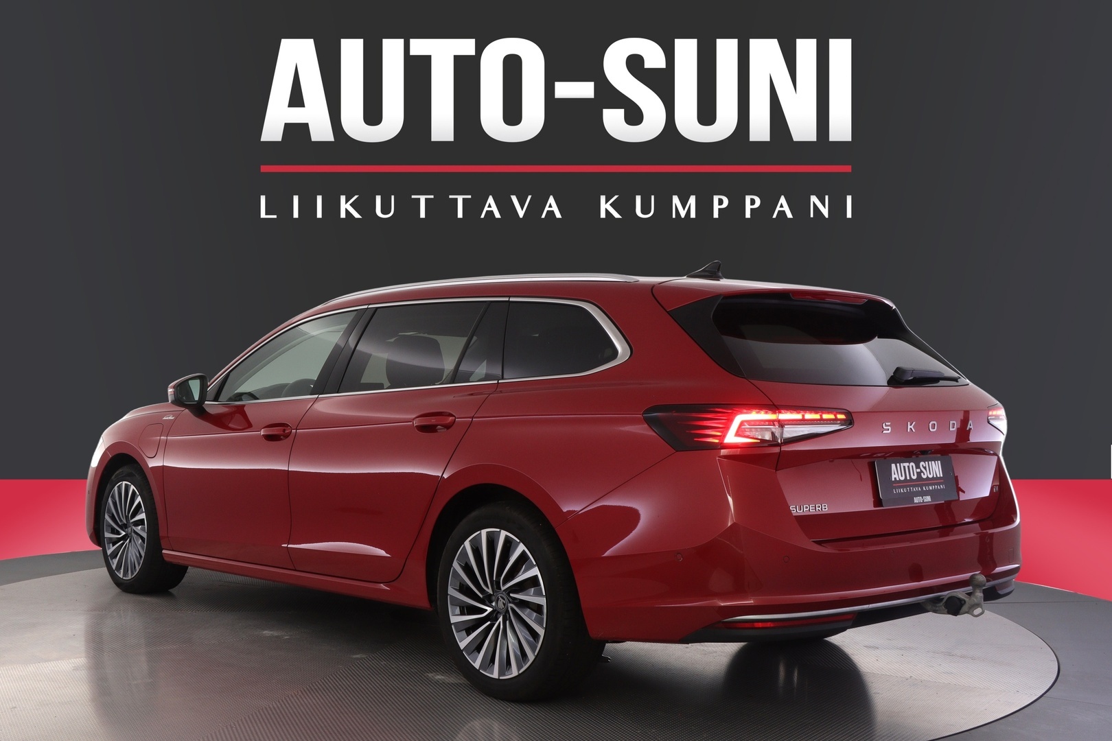 SKODA Superb 2025