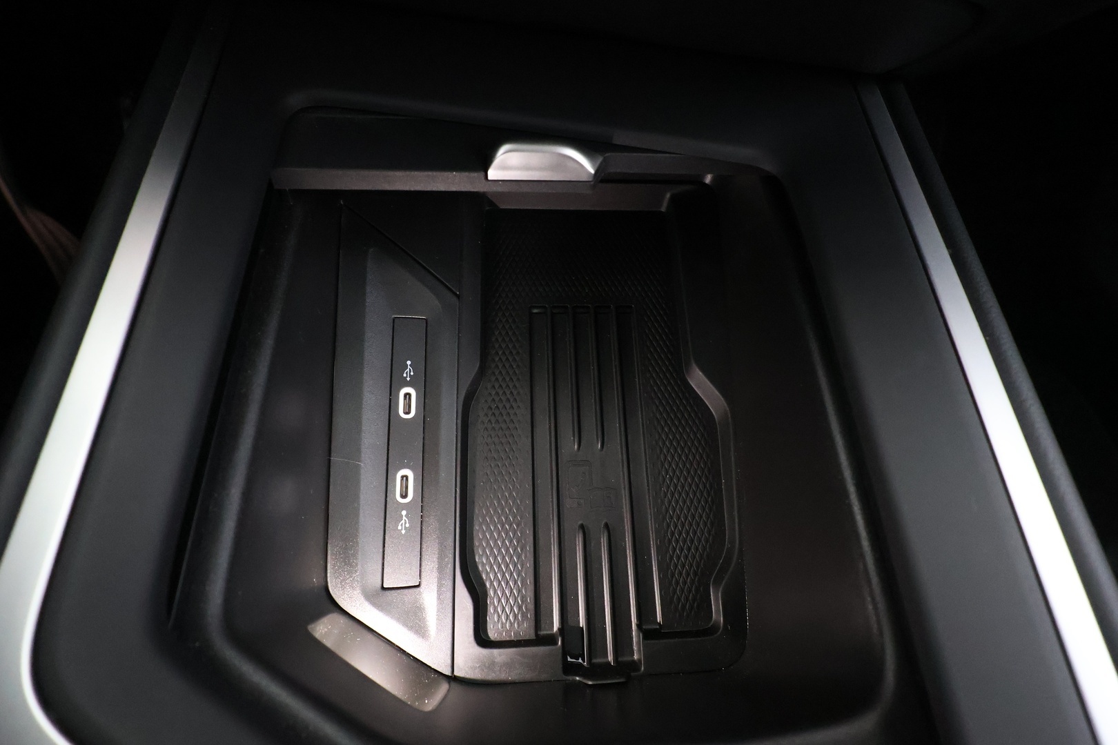 VOLKSWAGEN Passat 20