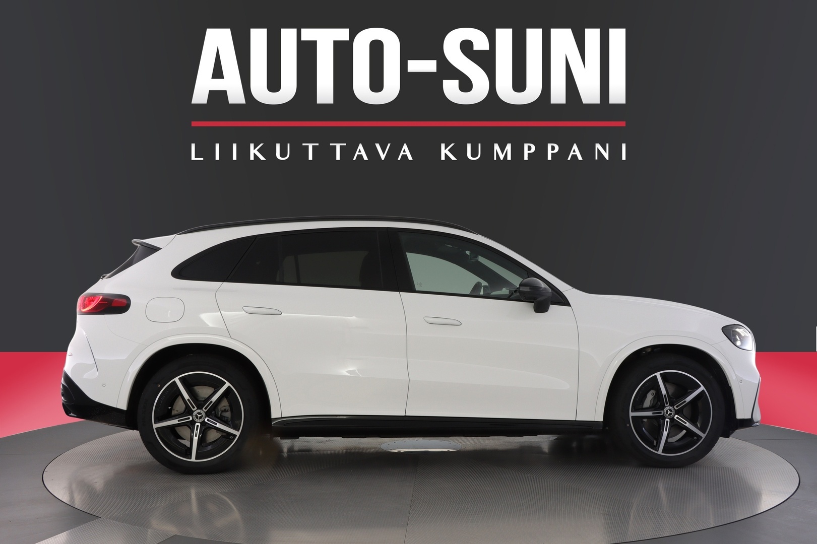 MERCEDES-BENZ GLC 2026