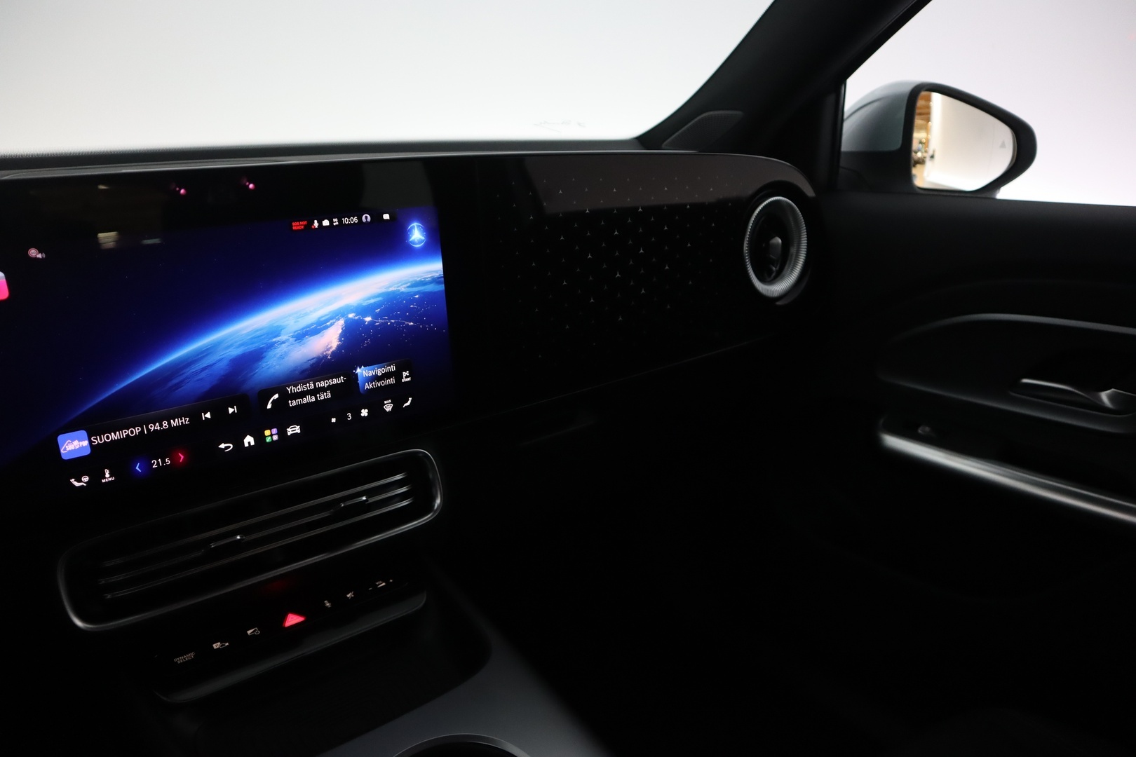 MERCEDES-BENZ GLB 16
