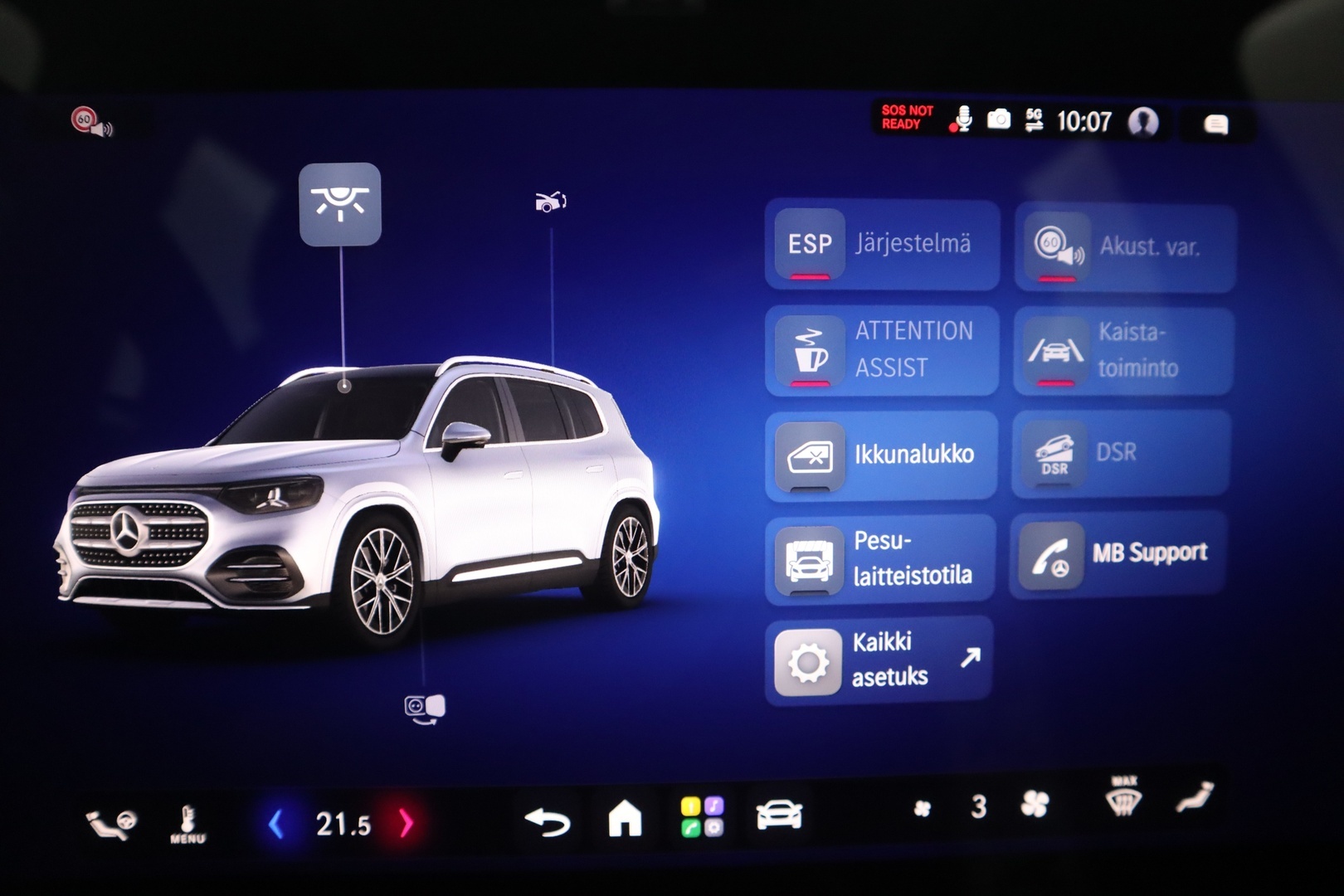 MERCEDES-BENZ GLB 19