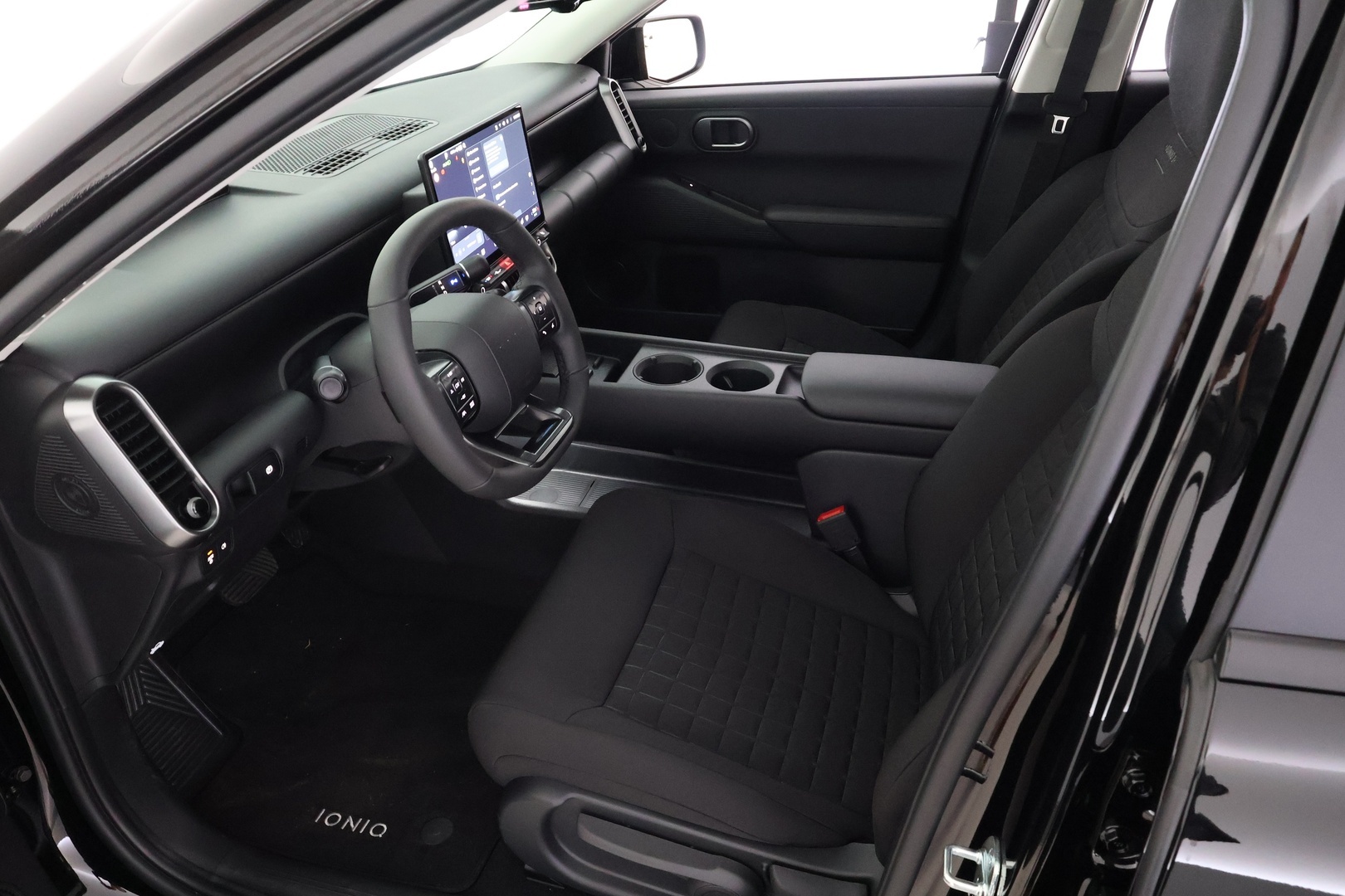 HYUNDAI IONIQ 3 2026