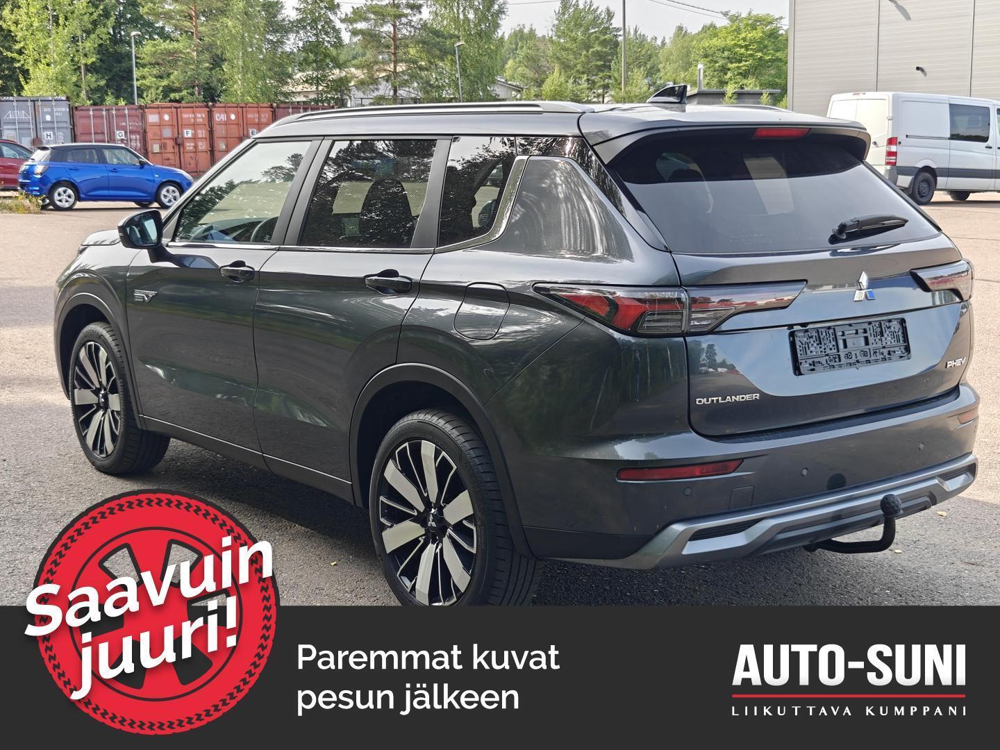 MITSUBISHI Outlander 2025