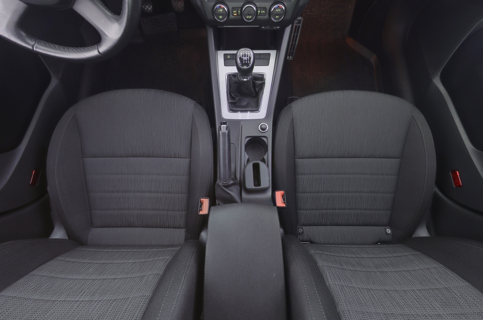 SKODA Octavia 2015