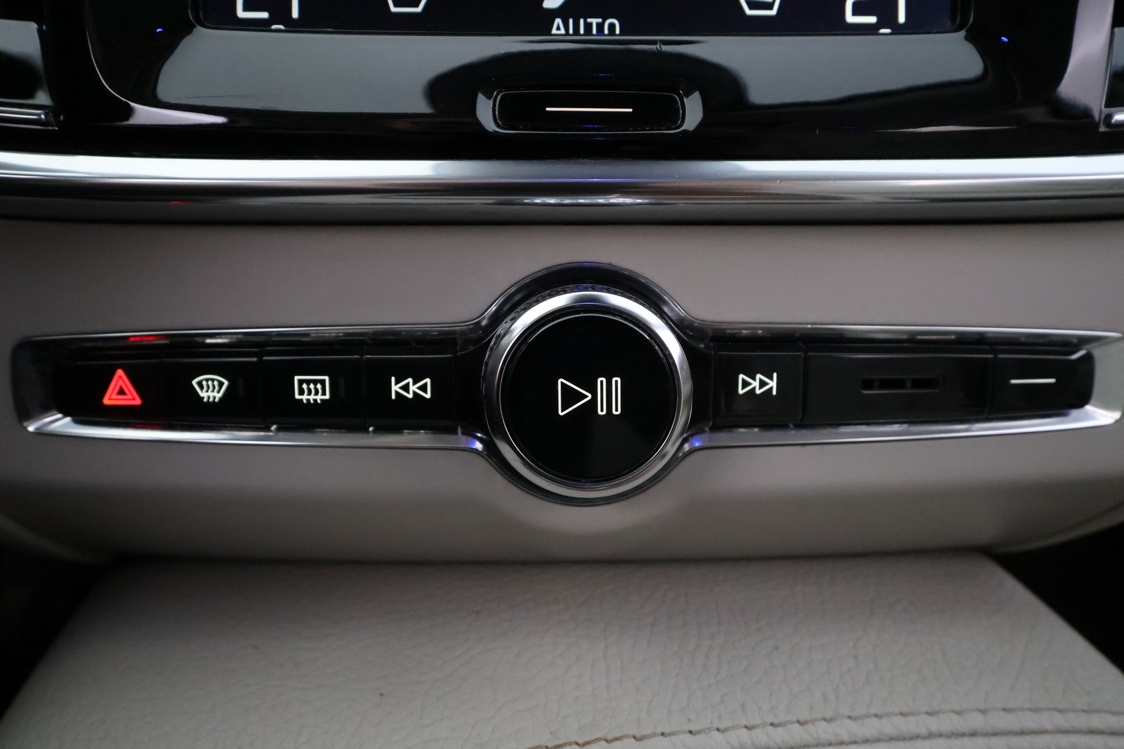 VOLVO V90 2017
