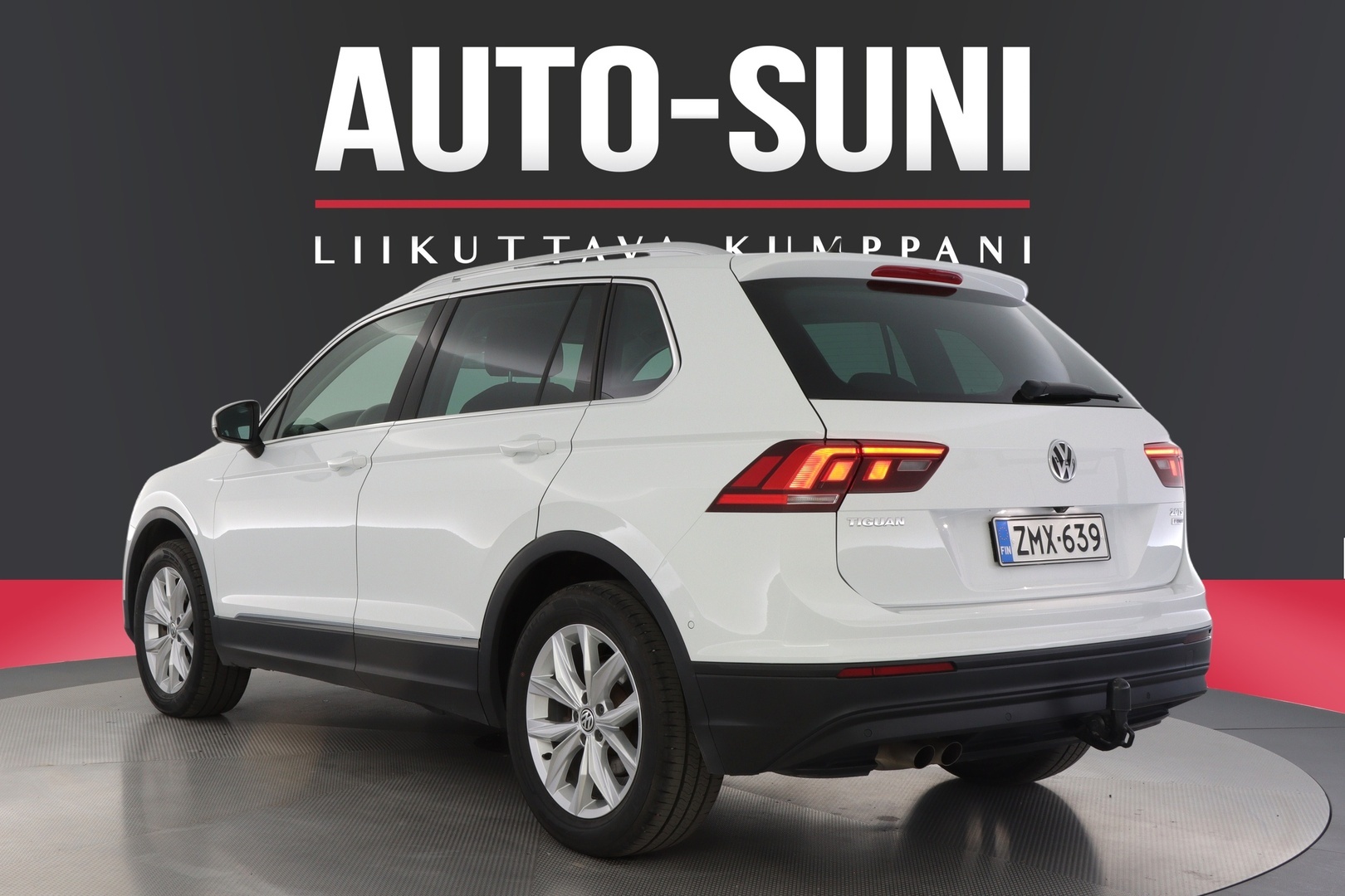 VOLKSWAGEN Tiguan 2016