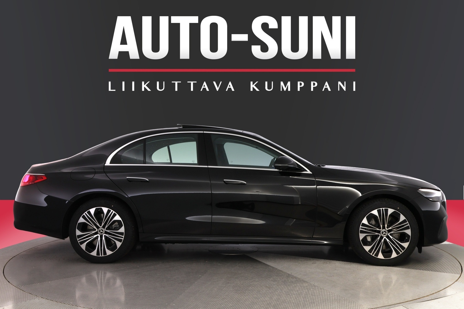 MERCEDES-BENZ E 2025