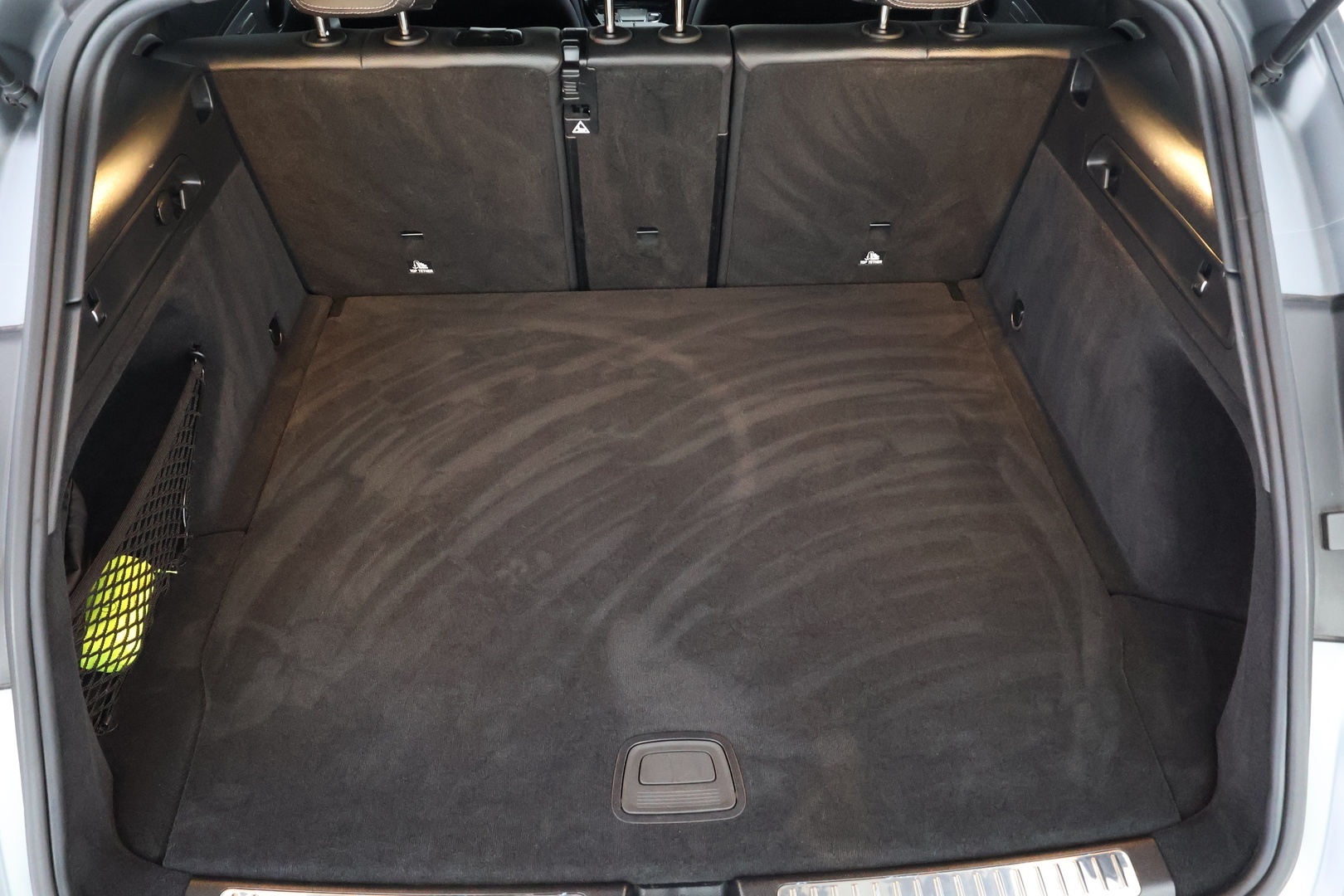 MERCEDES-BENZ EQC 2023