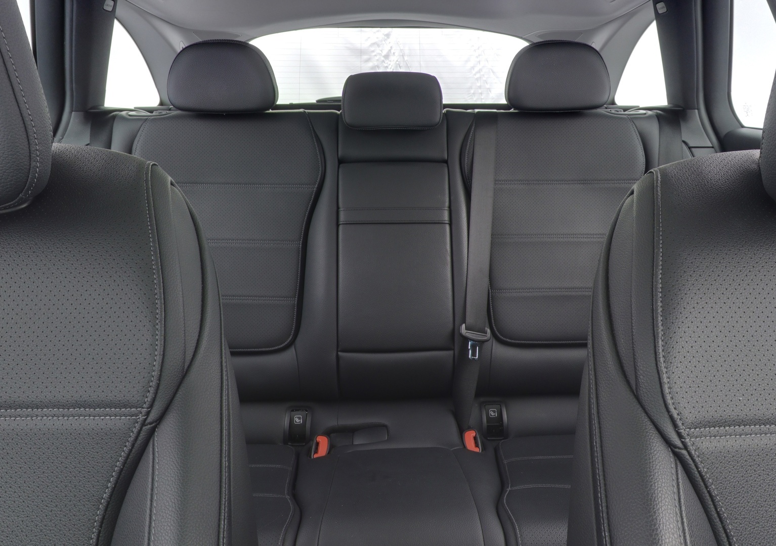 MERCEDES-BENZ C 2022