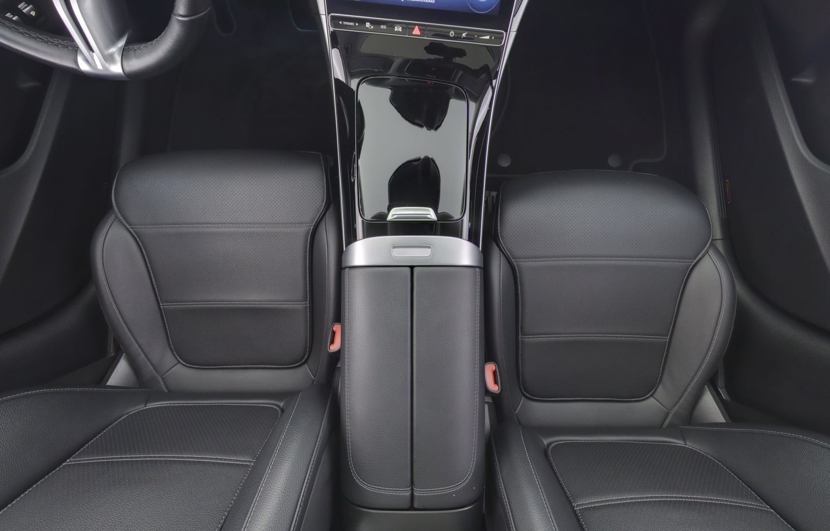 MERCEDES-BENZ C 2022