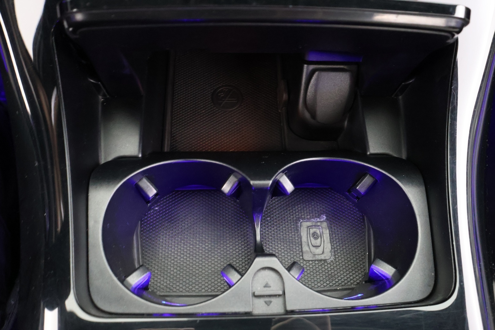 MERCEDES-BENZ EQC 2023