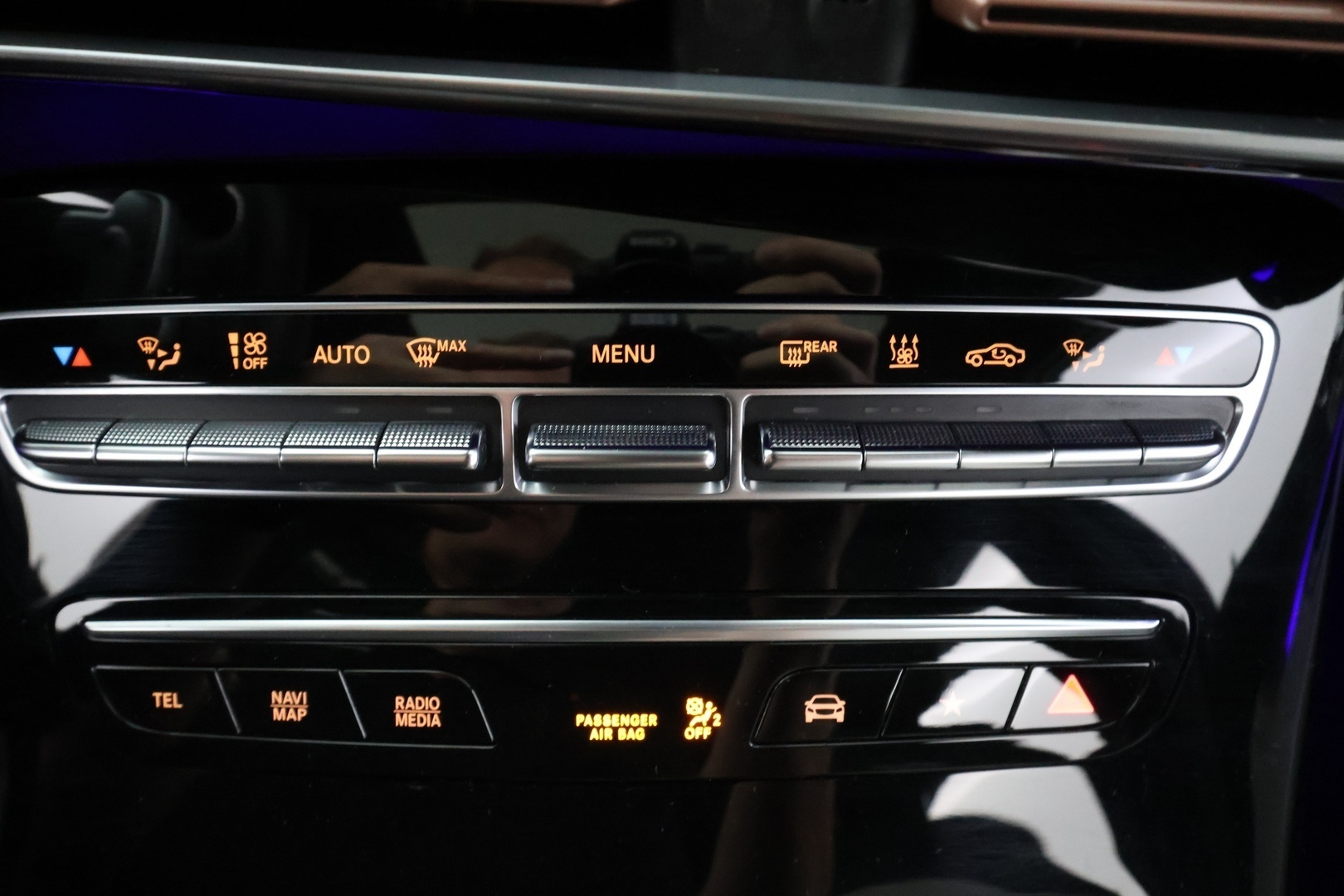 MERCEDES-BENZ EQC 2023