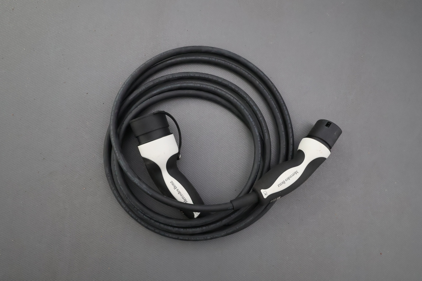 MERCEDES-BENZ EQC 2023