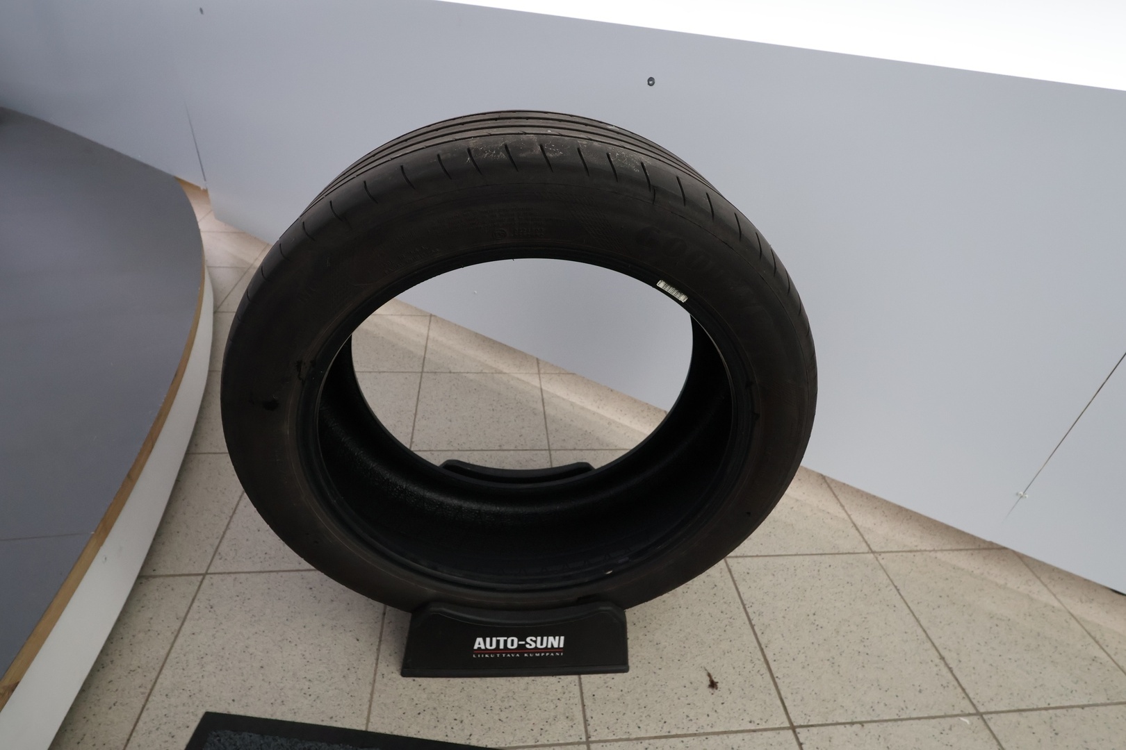 MERCEDES-BENZ EQE SUV 2024