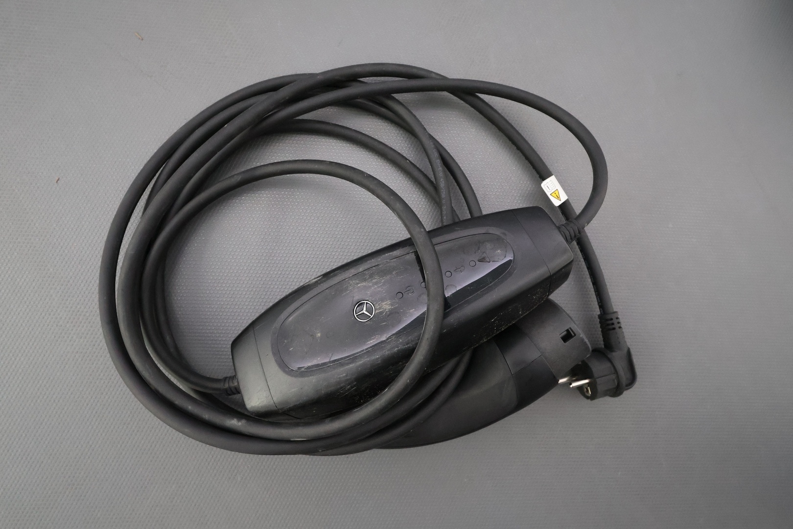 MERCEDES-BENZ EQE SUV 2024