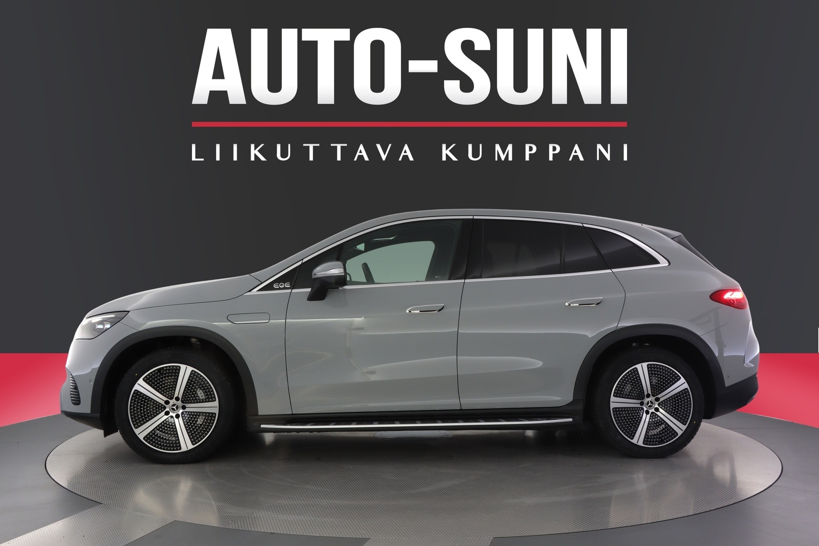 MERCEDES-BENZ EQE SUV 2024