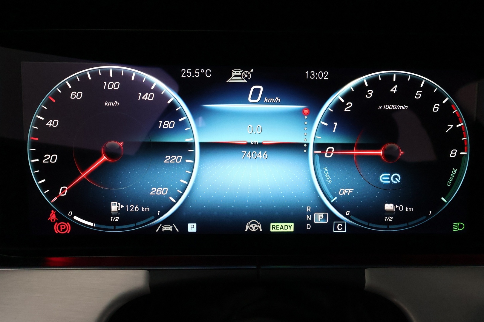 MERCEDES-BENZ E 2022