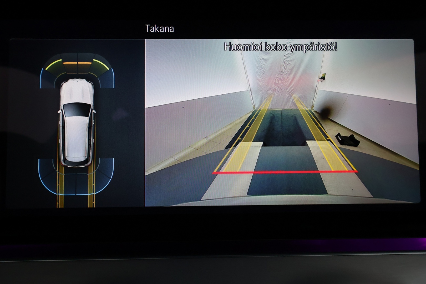 MERCEDES-BENZ E 2022