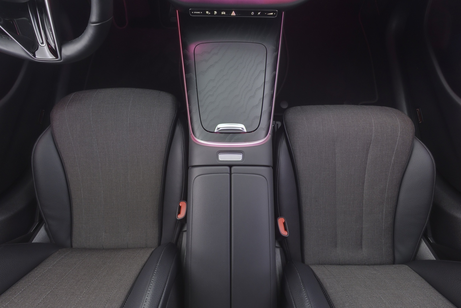 MERCEDES-BENZ E 2024